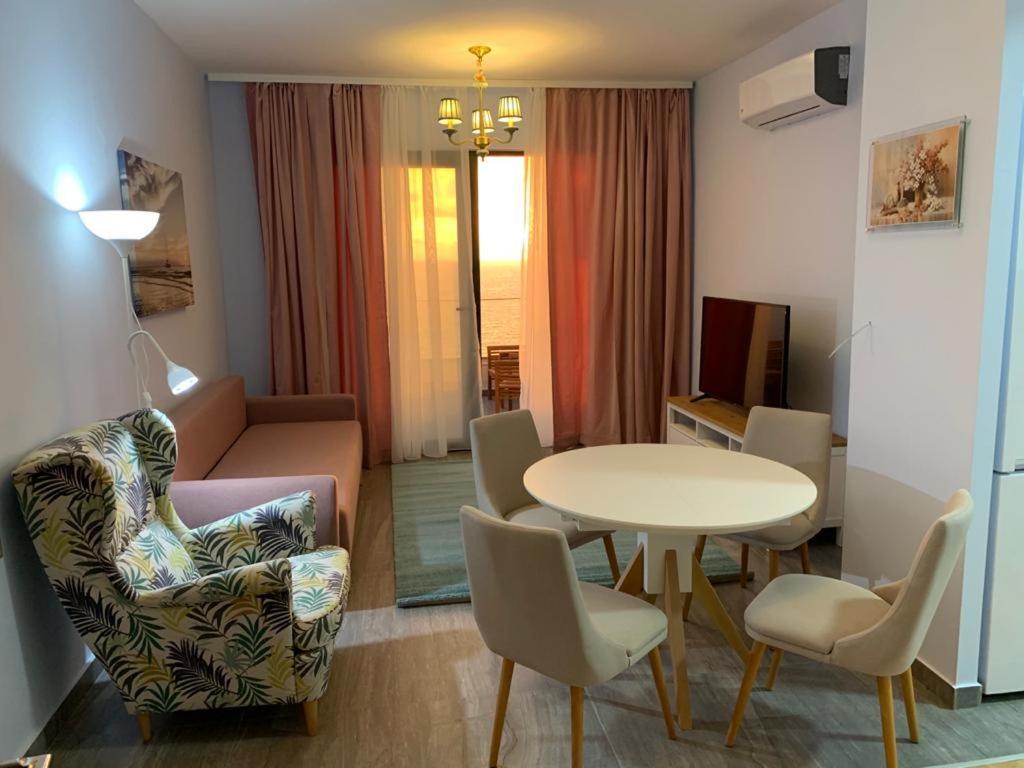 Lux Apartments Pinctada Dobrá Voda Exterior foto